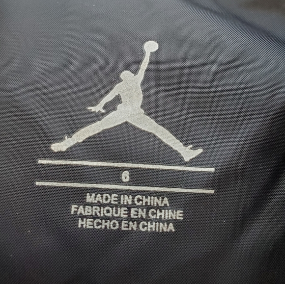 JORDAN - Puffer Jacket - Picture 3 of 3